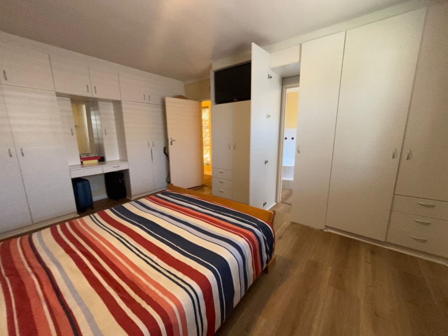 To Let 5 Bedroom Property for Rent in Rouxville Western Cape